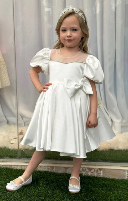 שמלת שושבינה